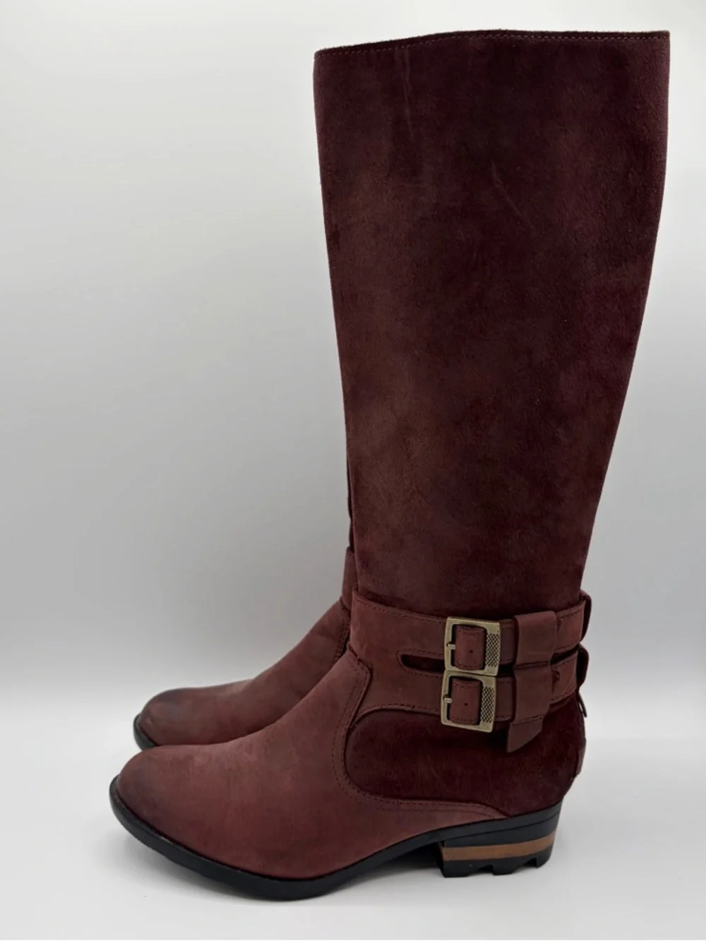 Sorel Lolla Tall II Boots Cattail Burgundy Size 7 Leather Burgundy Buckle Zip Up